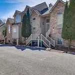 Lake Harmony Townhome With Deck And Gas Grill!
