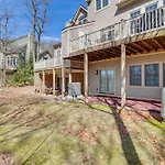 Lake Harmony Townhome With Deck And Gas Grill!