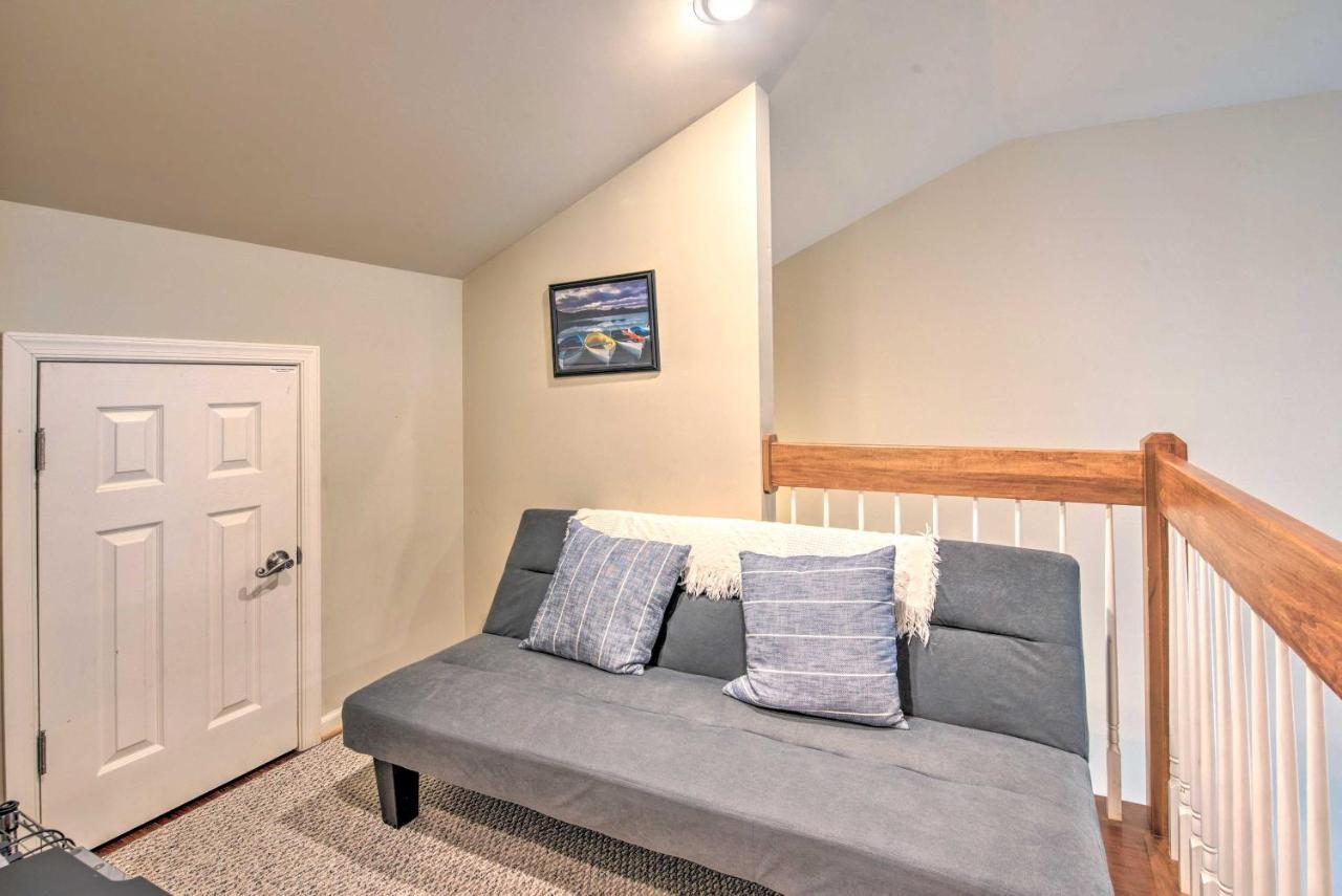 Harmony Townhome With Deck And Gas Grill! Holiday home