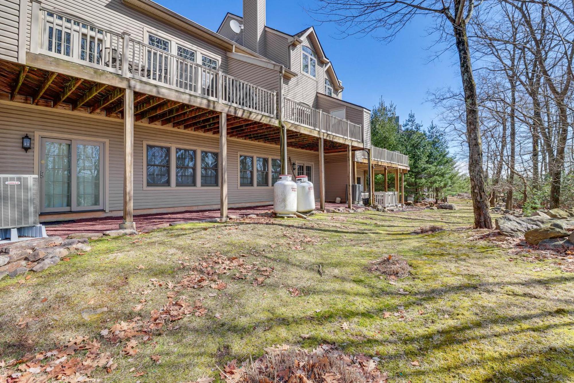 Harmony Townhome With Deck And Gas Grill! *
