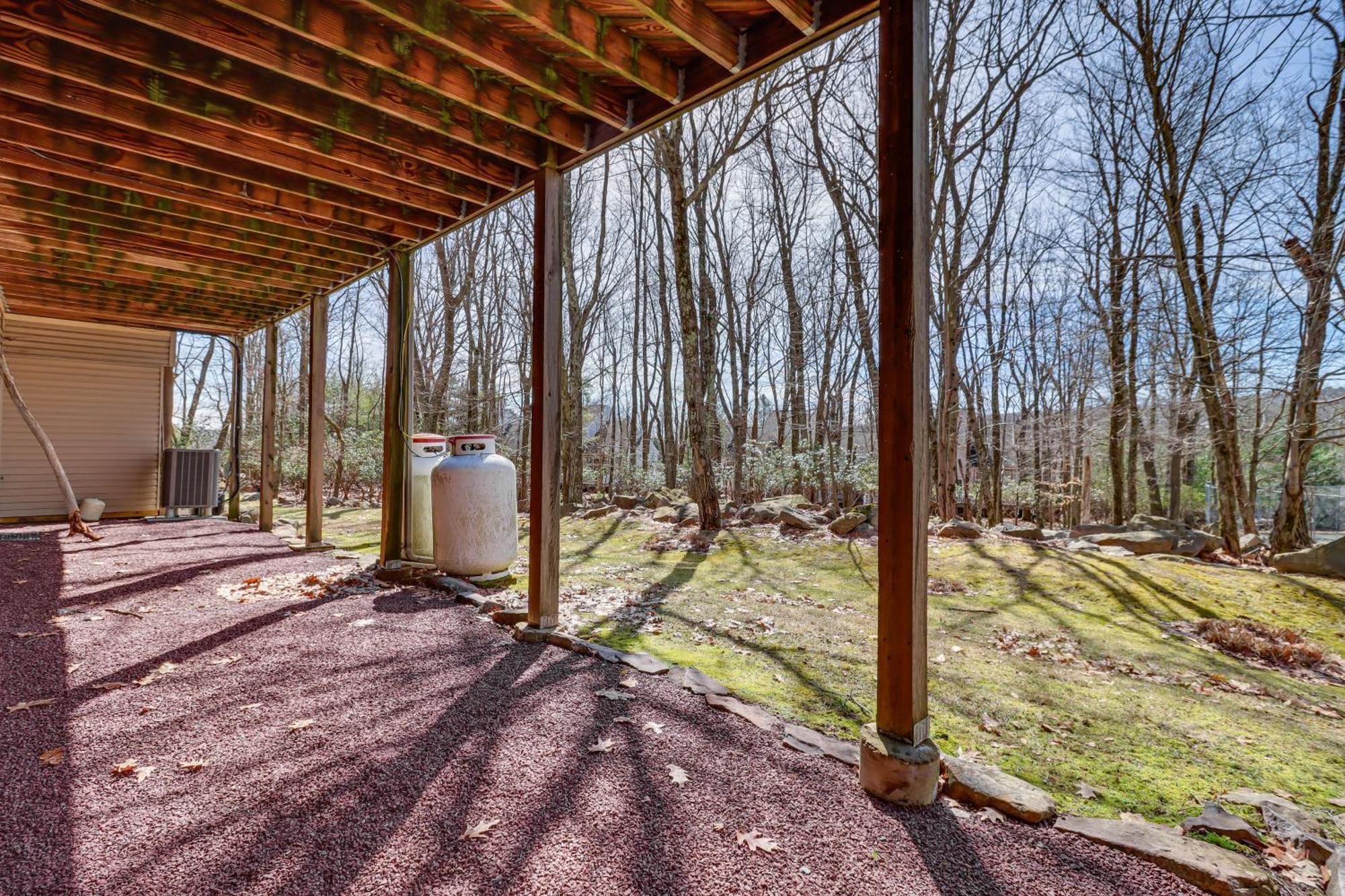 Harmony Townhome With Deck And Gas Grill! Holiday home *